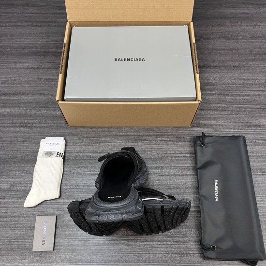 Balenciaga Shoes
Women and men 35-45
