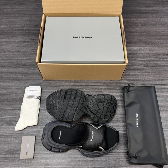 Balenciaga Shoes
Women and men 35-45
