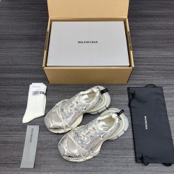 Balenciaga Shoes
Women and men 35-45

