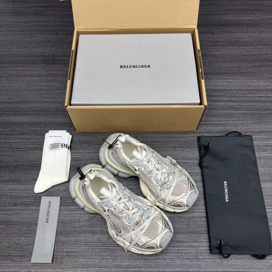 Balenciaga Shoes
Women and men 35-45
