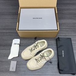 Balenciaga Shoes
Women and men 35-45
