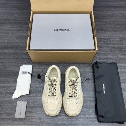 Balenciaga Shoes
Women and men 35-45
