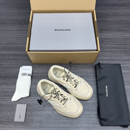 Balenciaga Shoes
Women and men 35-45
