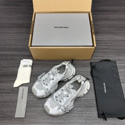 Balenciaga Shoes
Women and men 35-45
