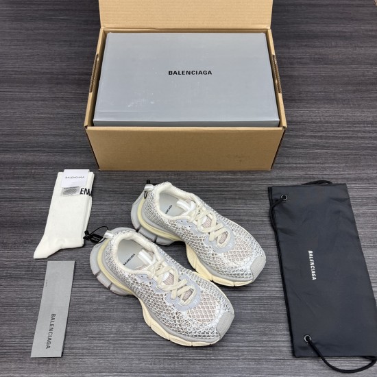 Balenciaga Shoes
Women and men 35-45
