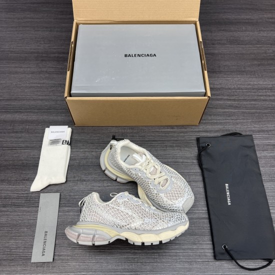 Balenciaga Shoes
Women and men 35-45
