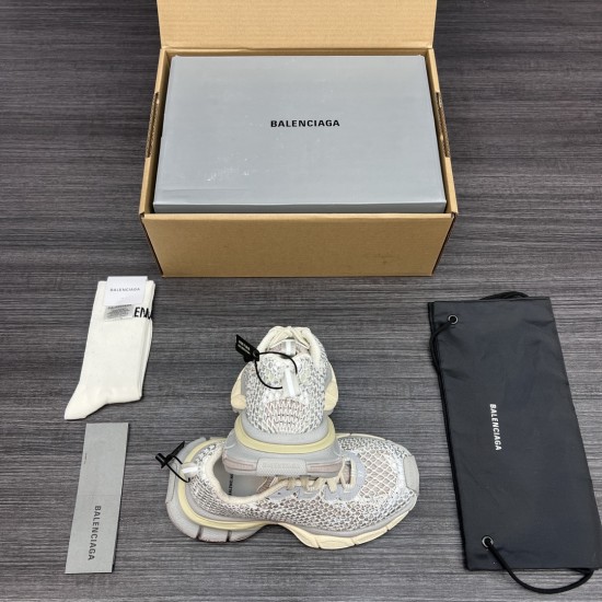 Balenciaga Shoes
Women and men 35-45
