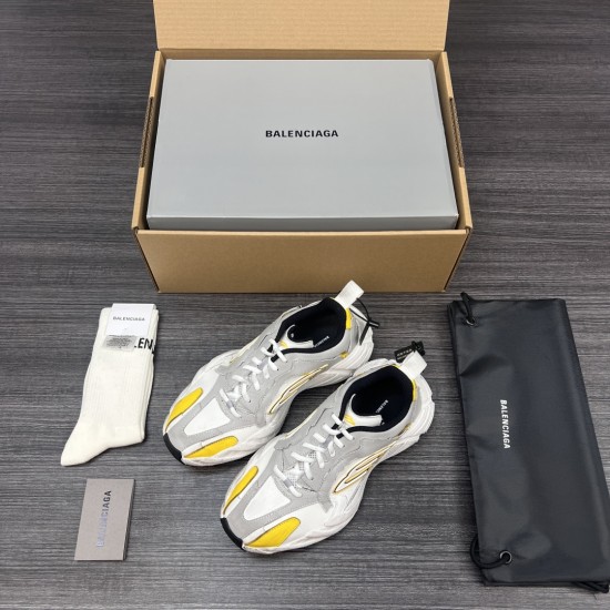 Balenciaga Shoes
Women and men 35-45
