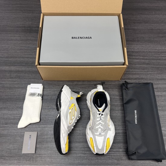 Balenciaga Shoes
Women and men 35-45
