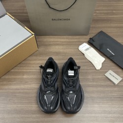 Balenciaga Shoes
Women and men 35-45
