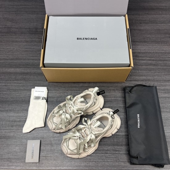 Balenciaga Shoes
Women and men 35-45
