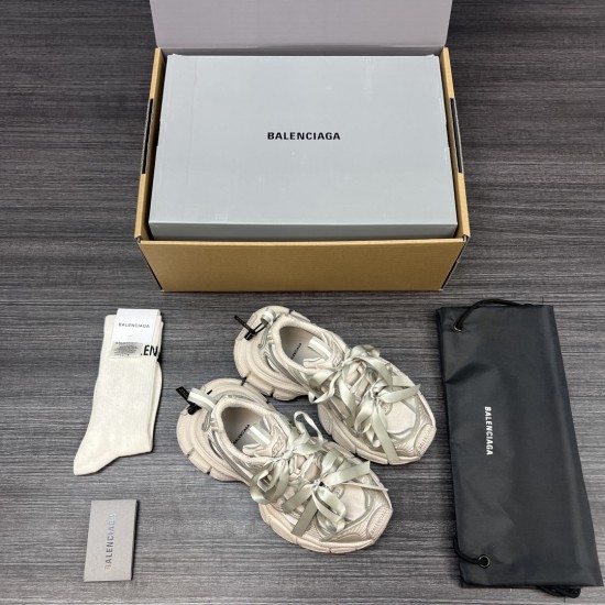 Balenciaga Shoes
Women and men 35-45
