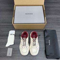 Balenciaga Shoes
Women and men 35-45
