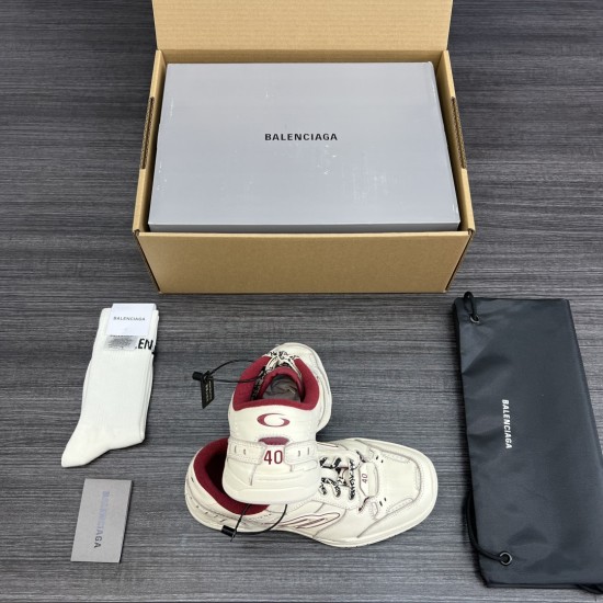 Balenciaga Shoes
Women and men 35-45
