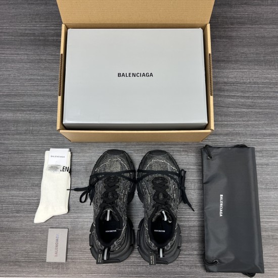 Balenciaga Shoes
Women and men 35-45
