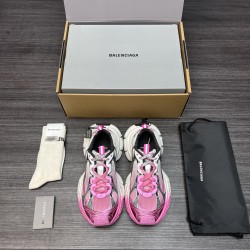 Balenciaga Shoes
Women and men 35-45
