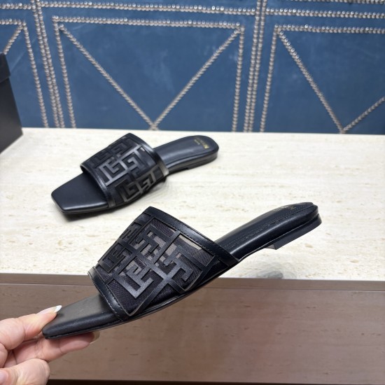Balmain slippers
