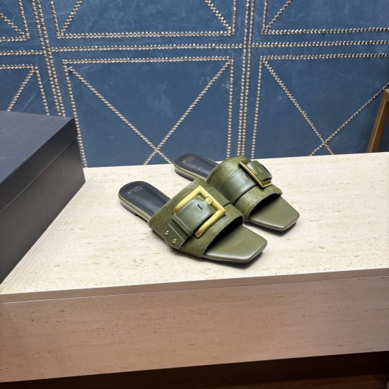 Balmain slippers