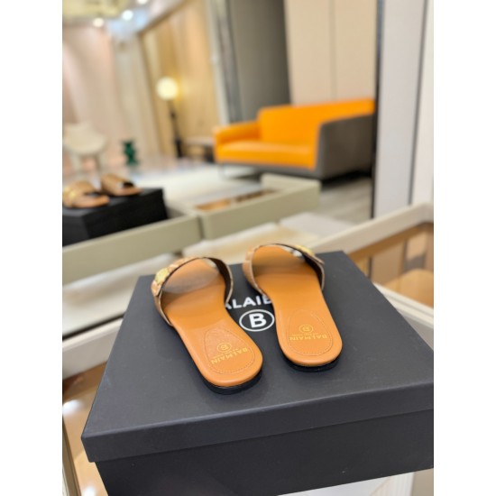 Balmain slippers
