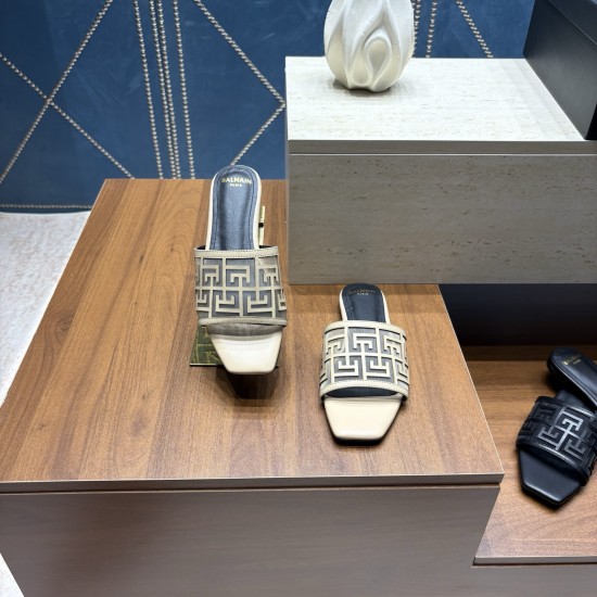 Balmain slippers