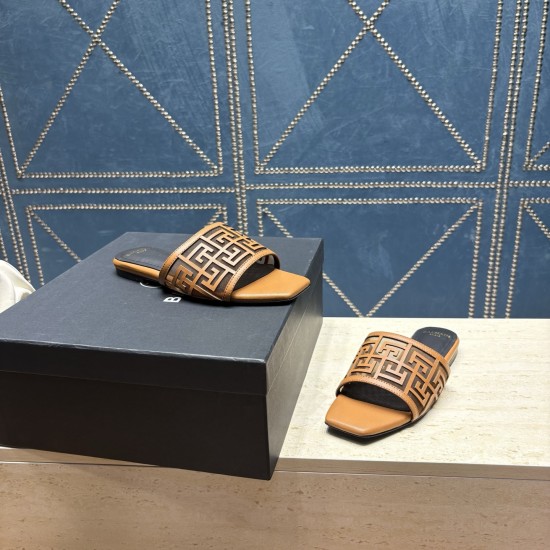 Balmain slippers