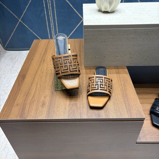 Balmain slippers