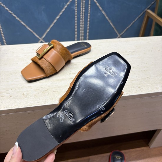 Balmain slippers