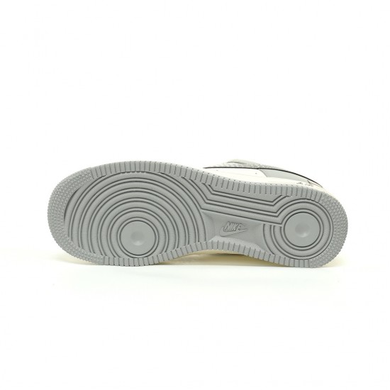 Bape Sta Collection Best Quality
Women 35-41
Men 39-44