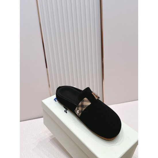 Burberry slippers