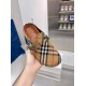 Burberry slippers
