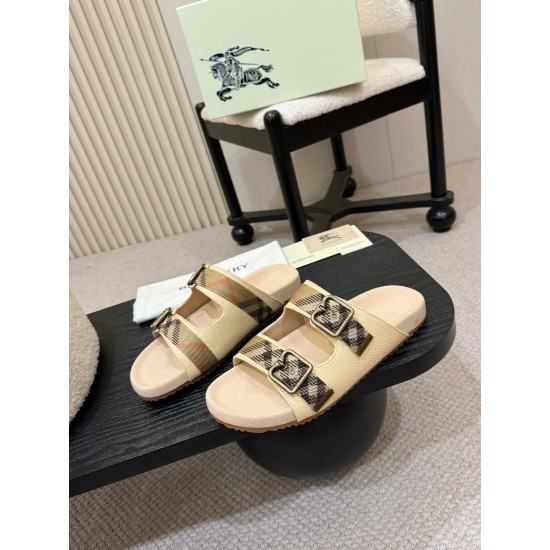 Burberry slippers