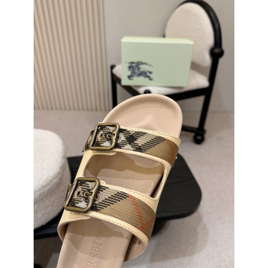 Burberry slippers