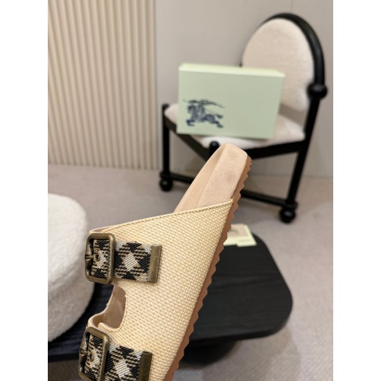 Burberry slippers