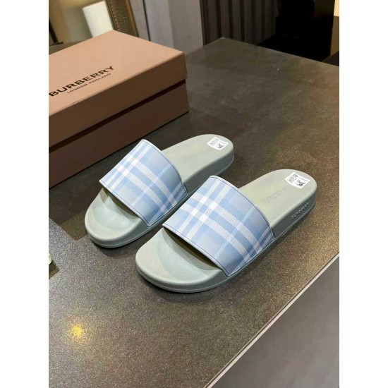 Burberry slippers