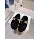 Burberry slippers