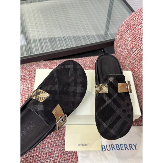 Burberry slippers