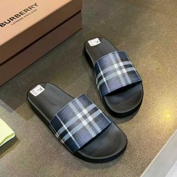 Burberry slippers