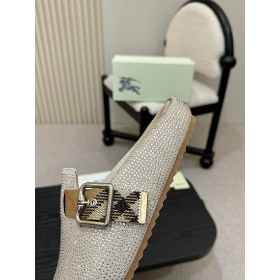 Burberry slippers