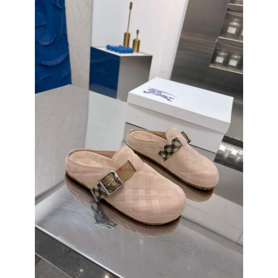 Burberry slippers