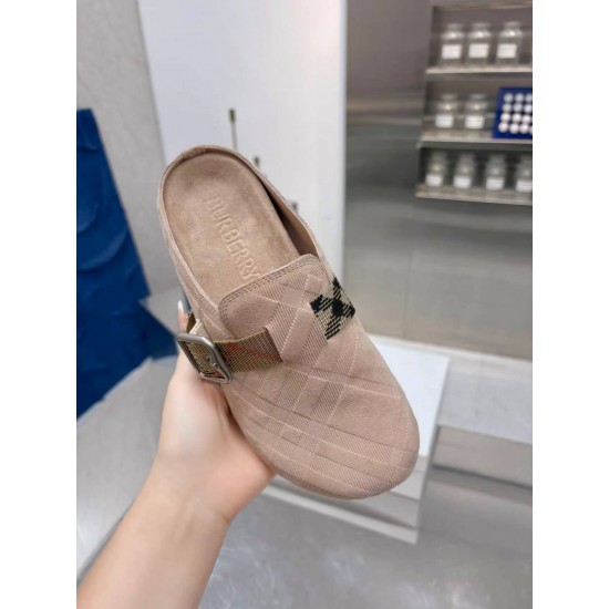 Burberry slippers