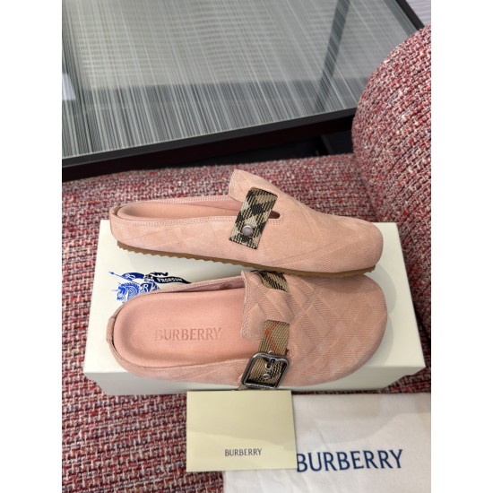 Burberry slippers