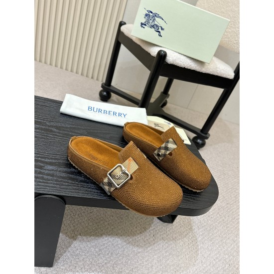Burberry slippers