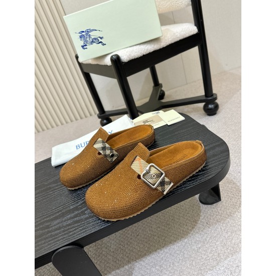 Burberry slippers