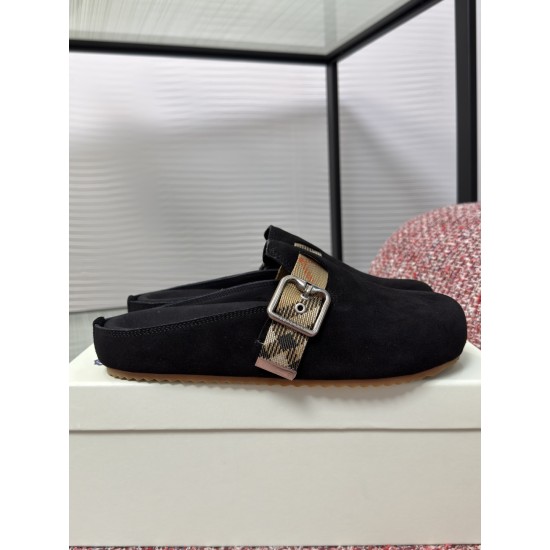 Burberry slippers