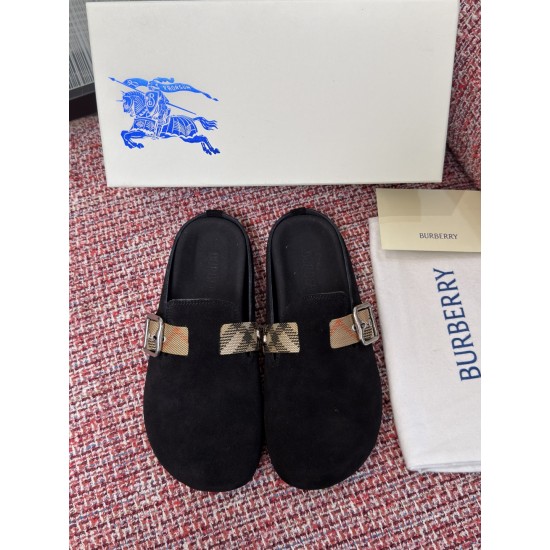 Burberry slippers