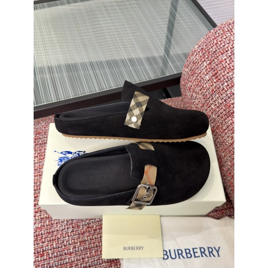Burberry slippers