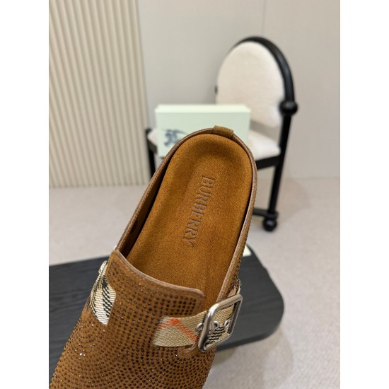 Burberry slippers