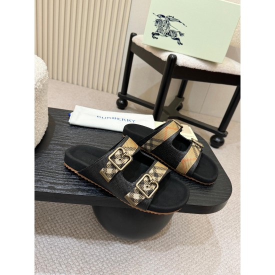 Burberry slippers