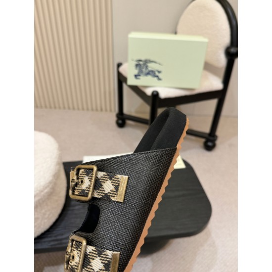 Burberry slippers