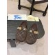 Burberry slippers